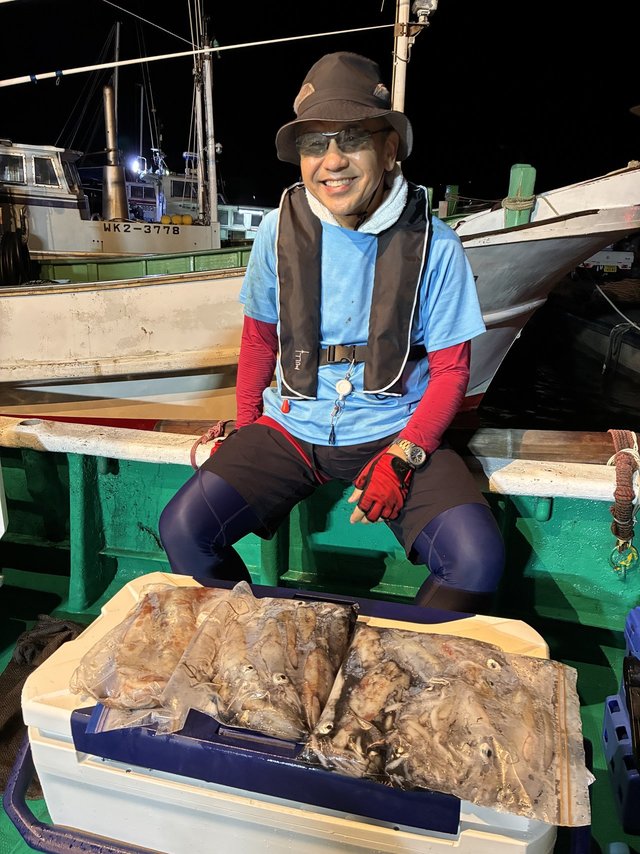 アカイカ(ケンサキイカ)