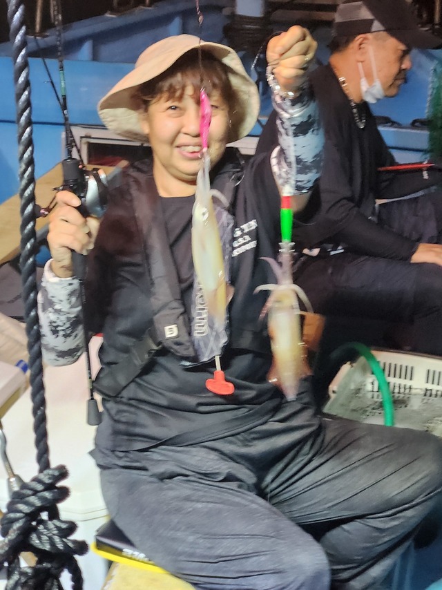 アカイカ(ケンサキイカ)