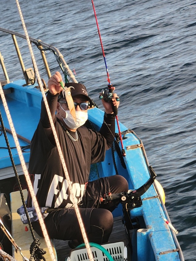 アカイカ(ケンサキイカ)