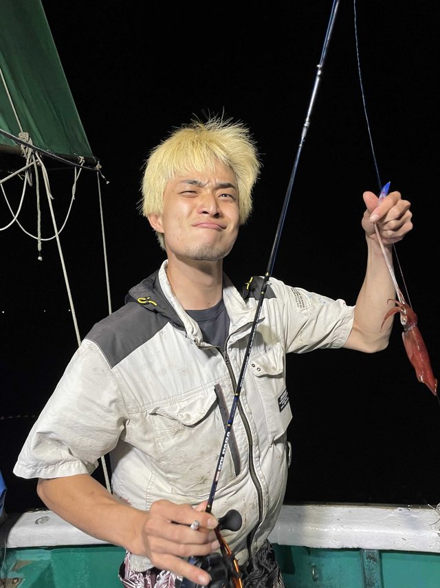 アカイカ(ケンサキイカ)