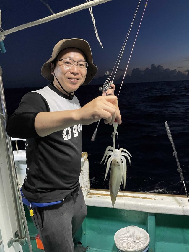 アカイカ(ケンサキイカ)