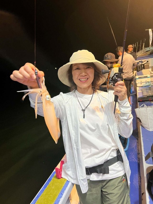 イカ(ケンサキイカ)