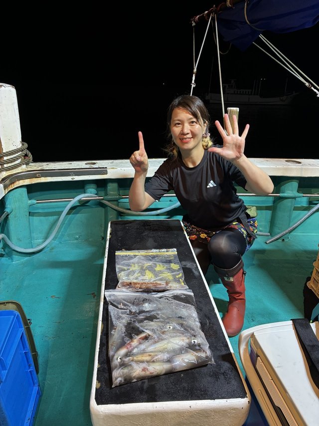 アカイカ(ケンサキイカ)