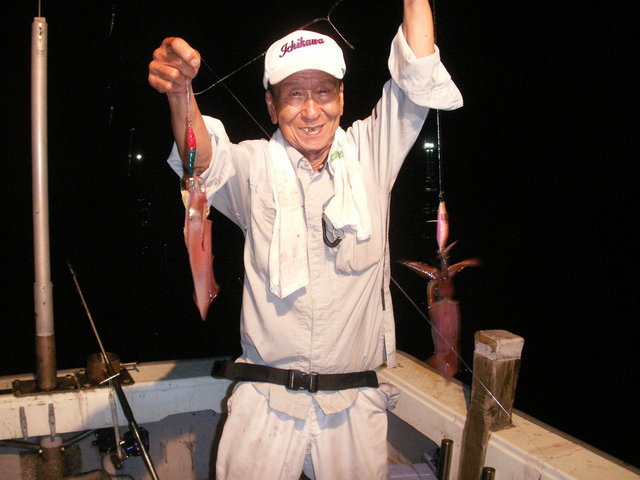 シロイカ(ケンサキイカ)