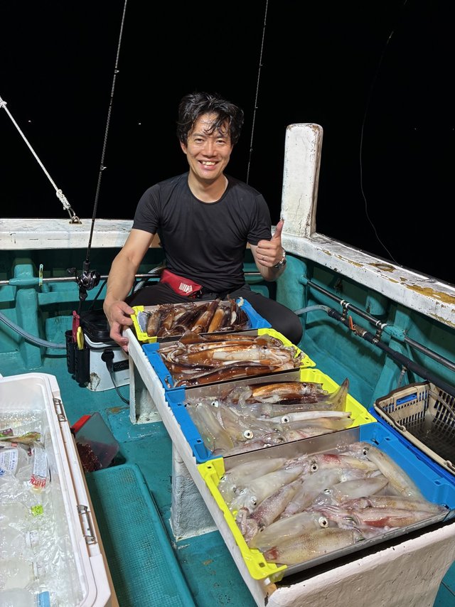 アカイカ(ケンサキイカ)