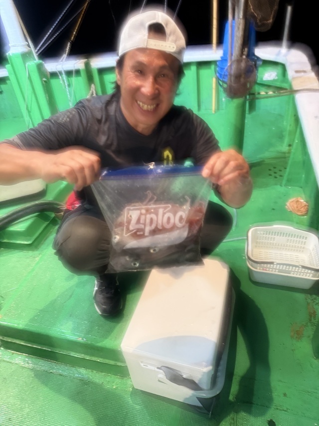 アカイカ(ケンサキイカ)・スルメイカ