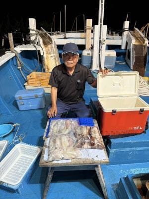 アカイカ(ケンサキイカ)