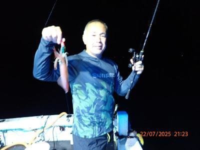 シロイカ(ケンサキイカ)