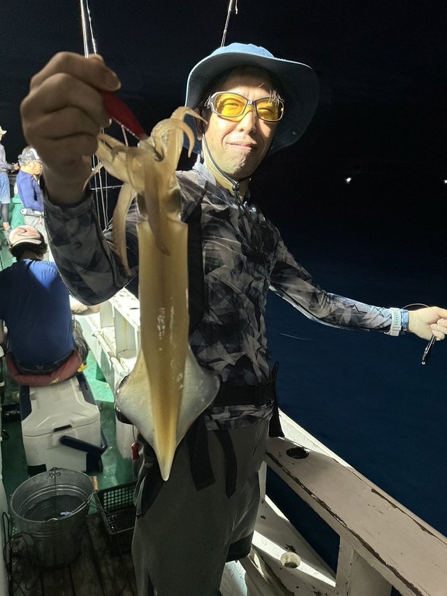 シロイカ(ケンサキイカ)