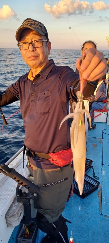 シロイカ(ケンサキイカ)