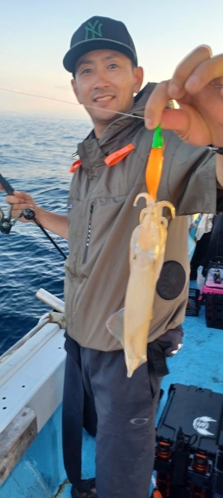 シロイカ(ケンサキイカ)