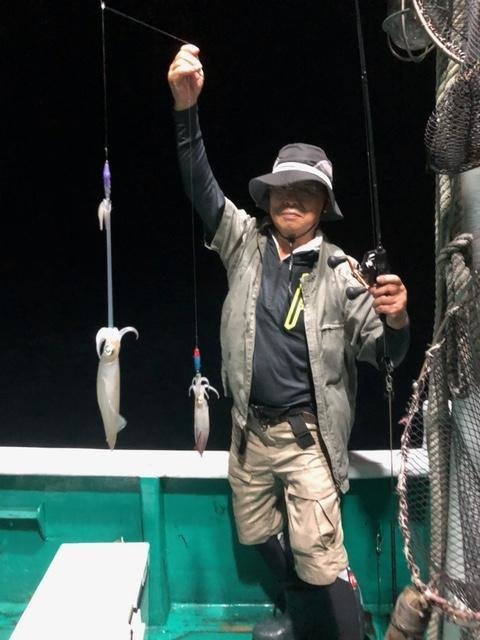 アカイカ(ケンサキイカ)