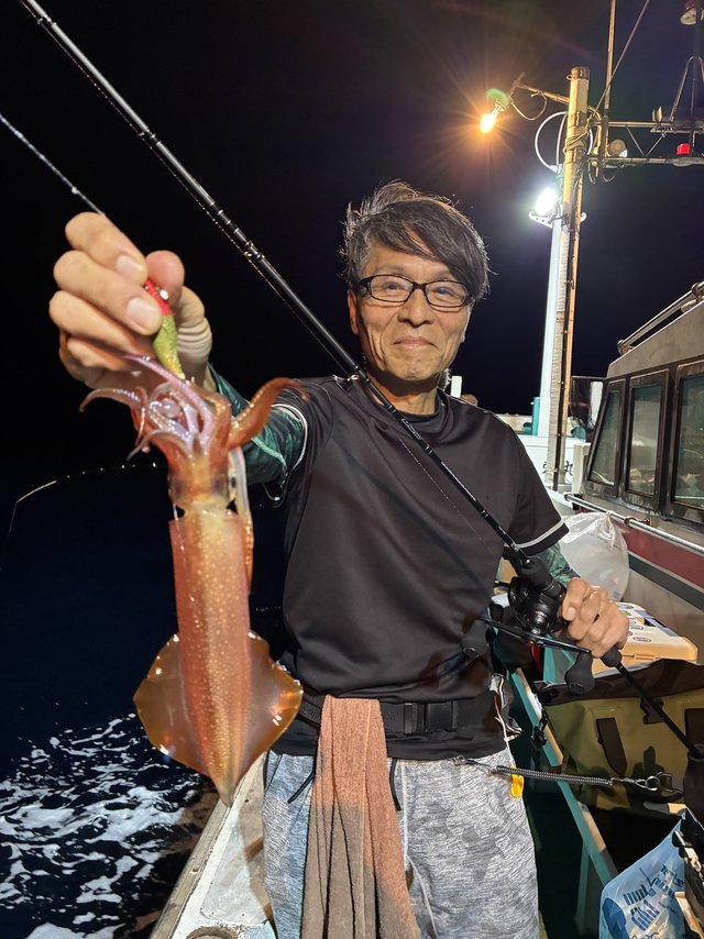 アカイカ(ケンサキイカ)