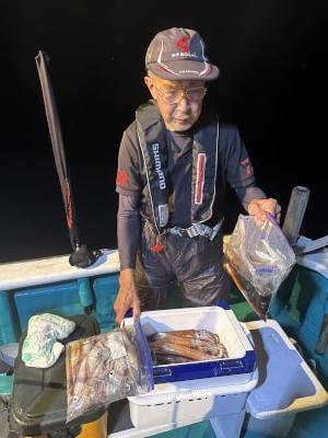 アカイカ(ケンサキイカ)