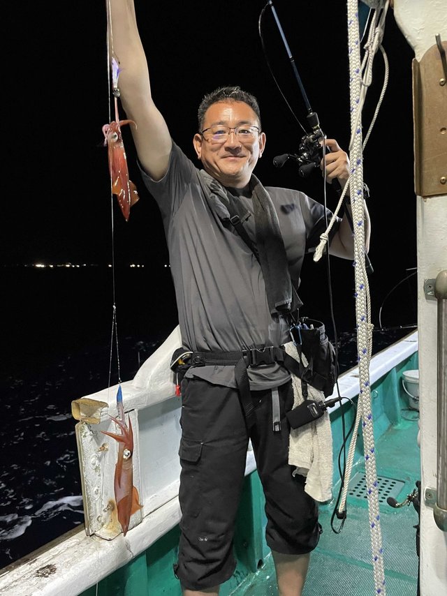 アカイカ(ケンサキイカ)