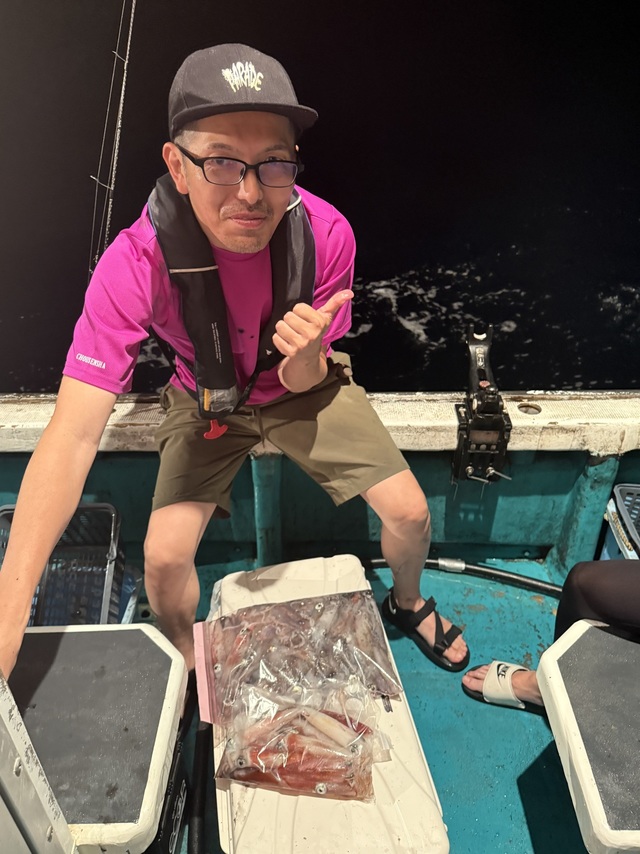 アカイカ(ケンサキイカ)