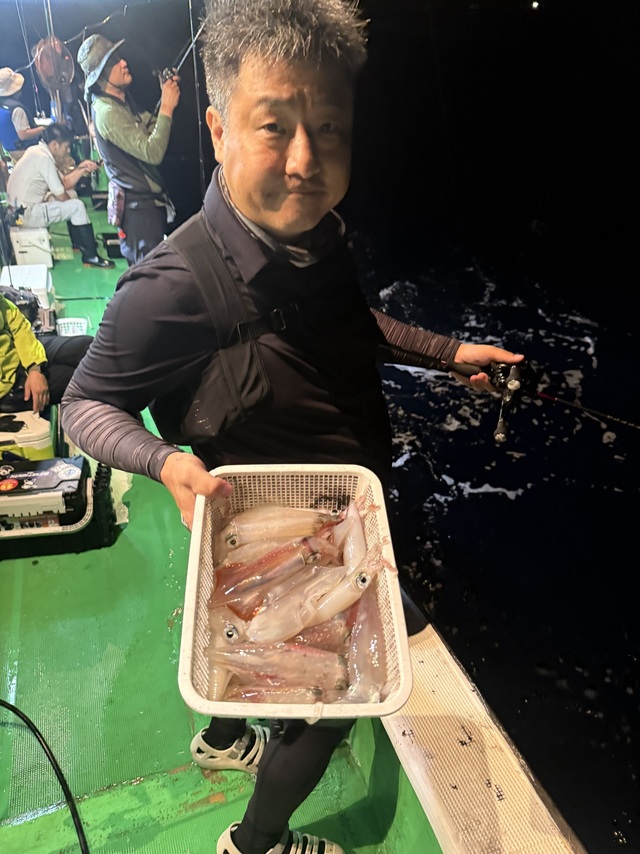 アカイカ(ケンサキイカ)・スルメイカ