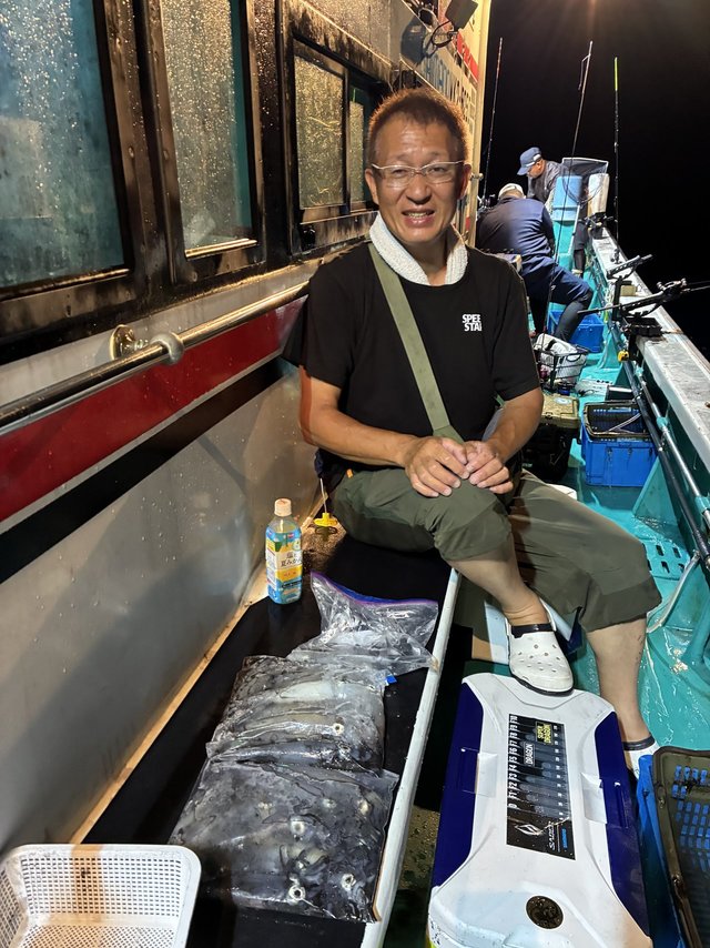 アカイカ(ケンサキイカ)