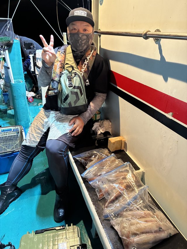 アカイカ(ケンサキイカ)