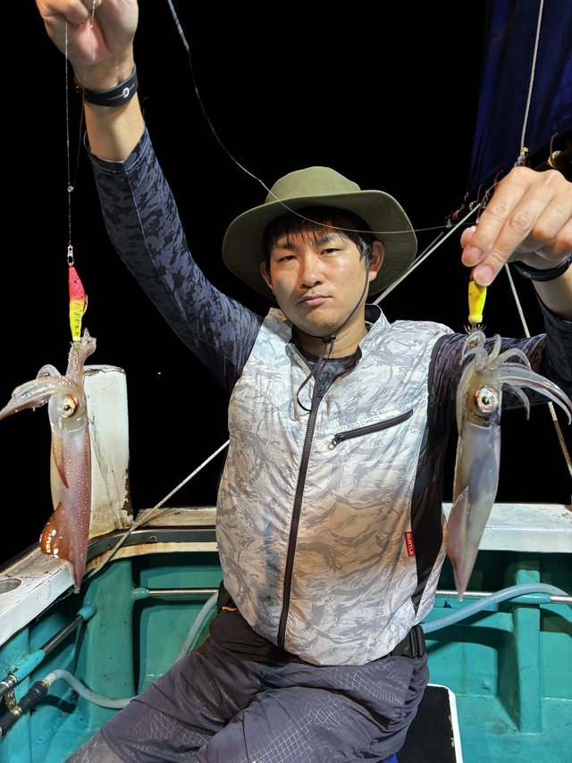 アカイカ(ケンサキイカ)