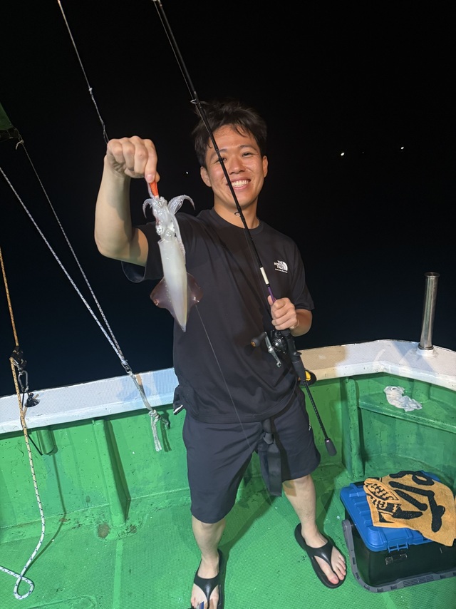 アカイカ(ケンサキイカ)