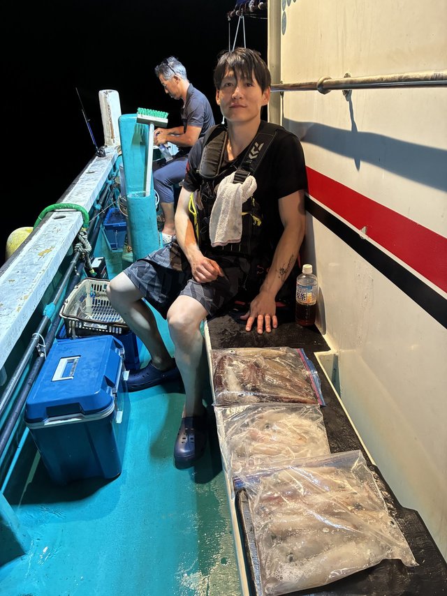 アカイカ(ケンサキイカ)