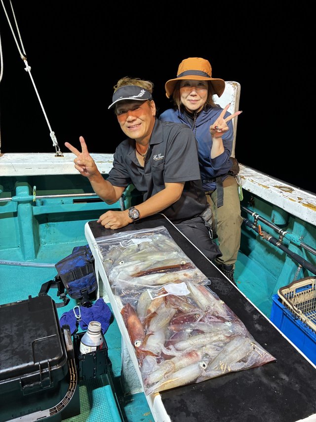 アカイカ(ケンサキイカ)