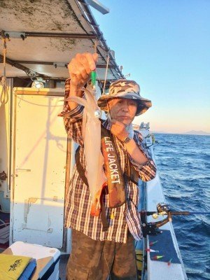 イカ(ケンサキイカ)