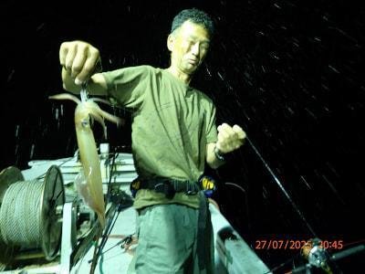 シロイカ(ケンサキイカ)