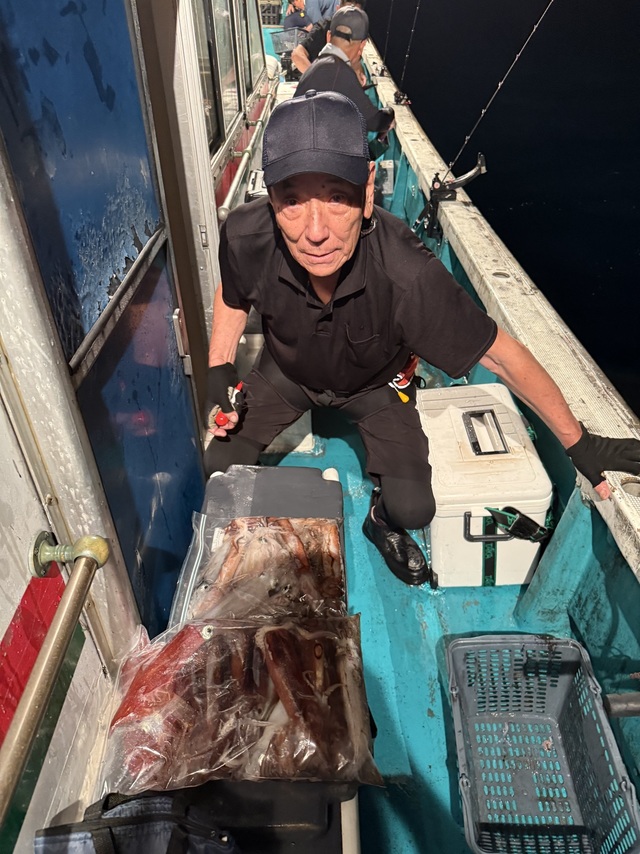 アカイカ(ケンサキイカ)