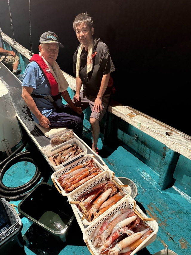 アカイカ(ケンサキイカ)