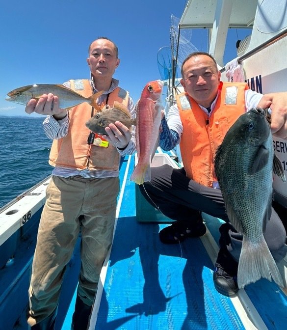メジナ・ショゴ(カンパチ)・アカアマダイ・カワハギ