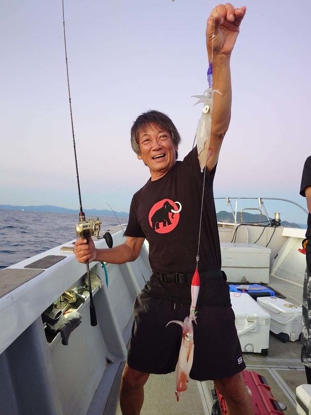 イカ(ケンサキイカ)