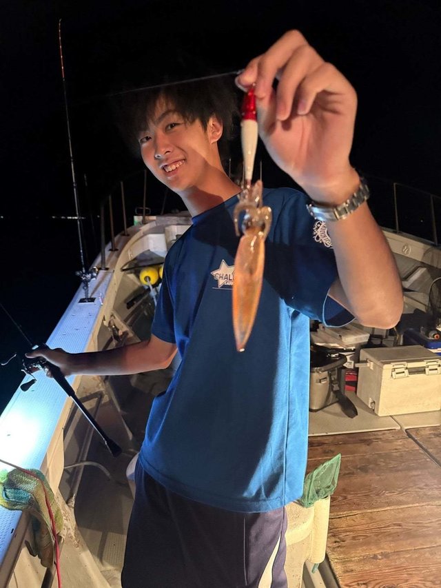 イカ(ケンサキイカ)