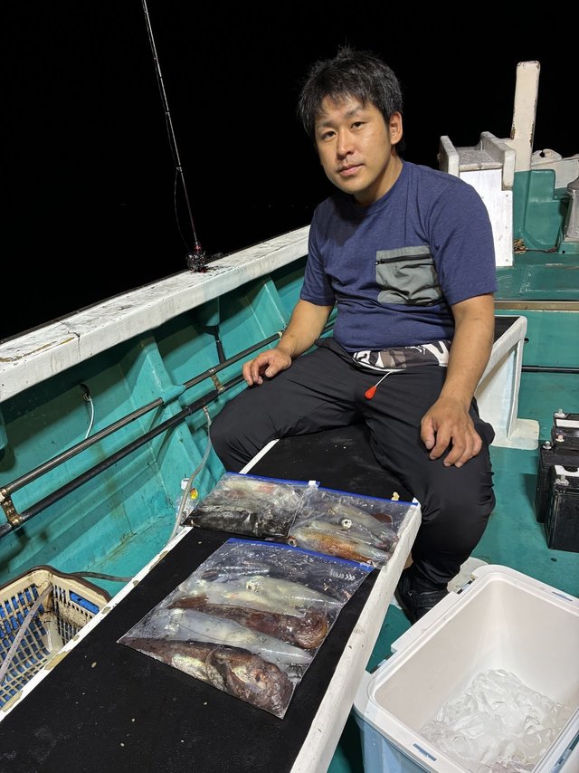 アカイカ(ケンサキイカ)