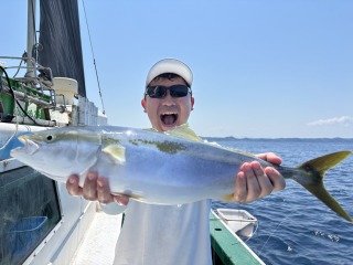 イナワラ(ブリ)