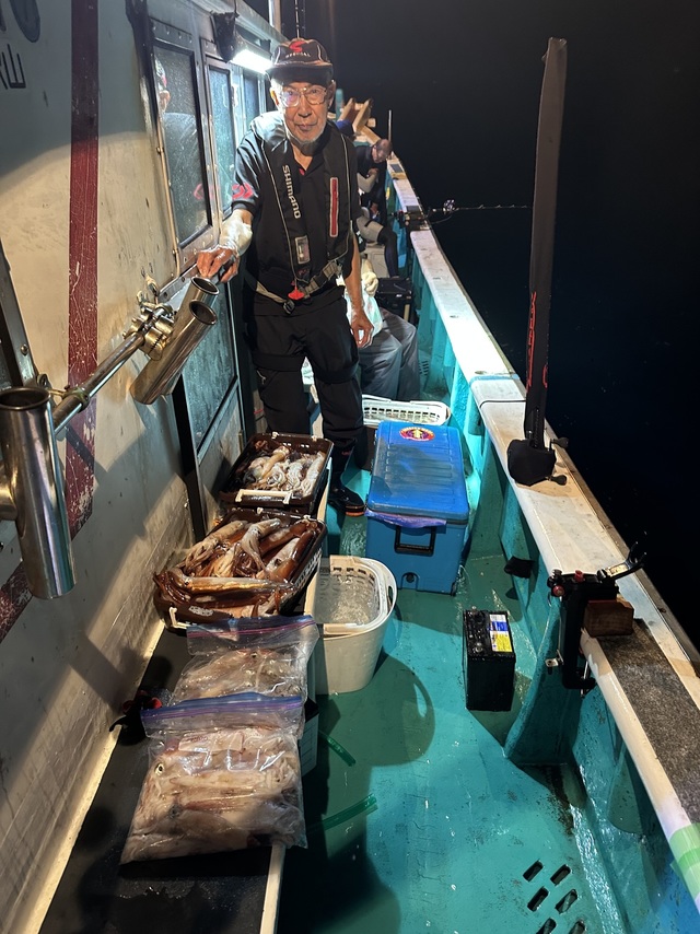 アカイカ(ケンサキイカ)