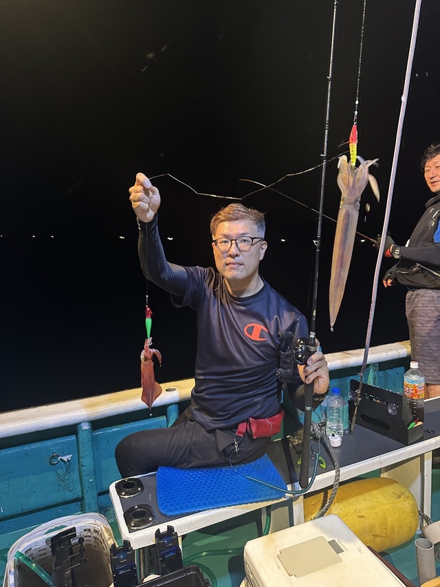 アカイカ(ケンサキイカ)