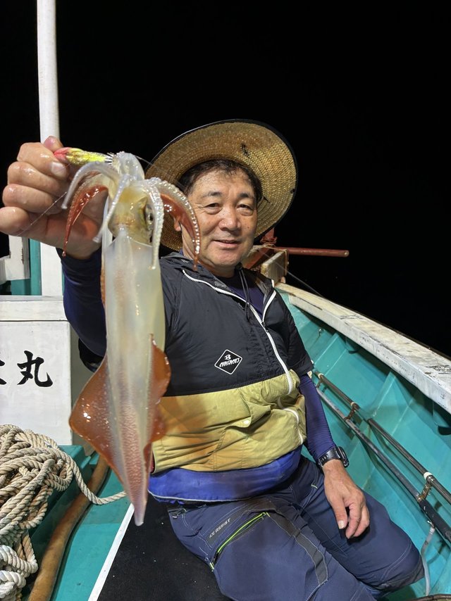 アカイカ(ケンサキイカ)