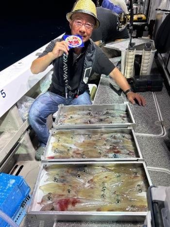 マイカ(ケンサキイカ)