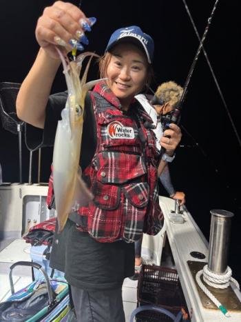 マイカ(ケンサキイカ)