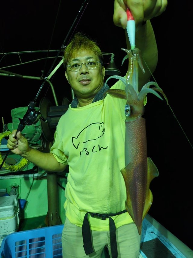 イカ(ケンサキイカ)