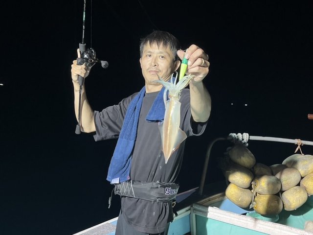 イカ(ケンサキイカ)