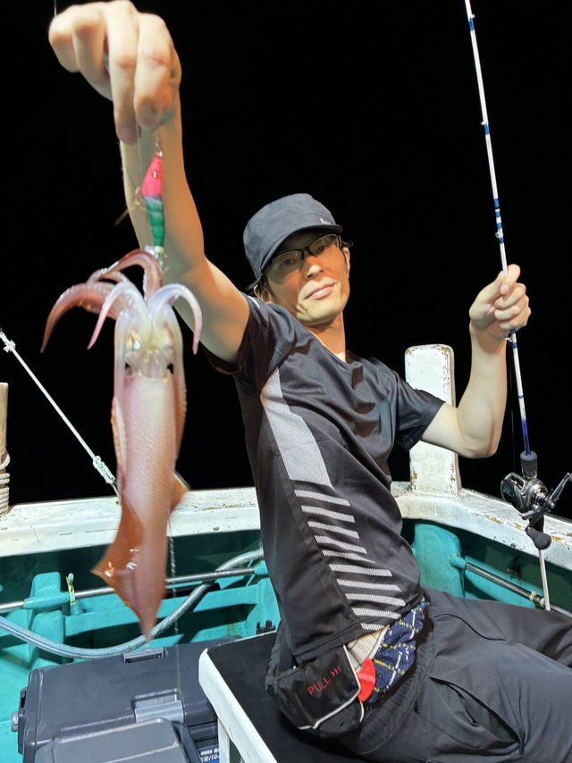 アカイカ(ケンサキイカ)