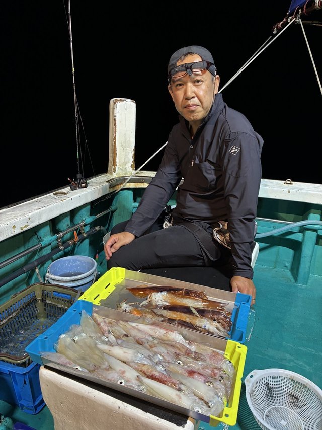 アカイカ(ケンサキイカ)