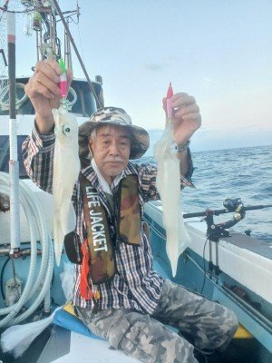 イカ(ケンサキイカ)