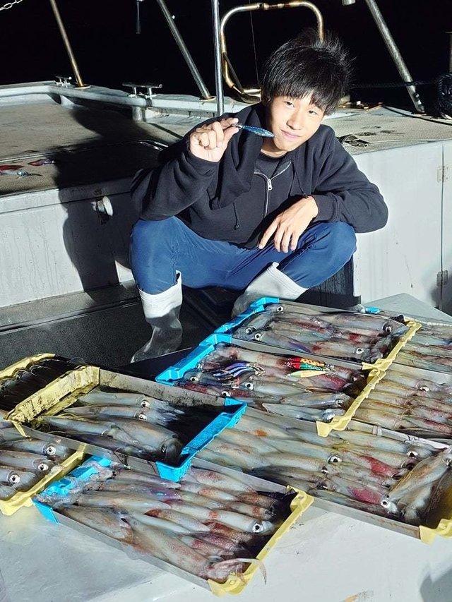 イカ(ケンサキイカ)