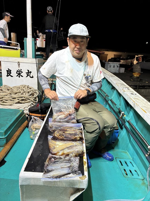 アカイカ(ケンサキイカ)・スルメ(スルメイカ)