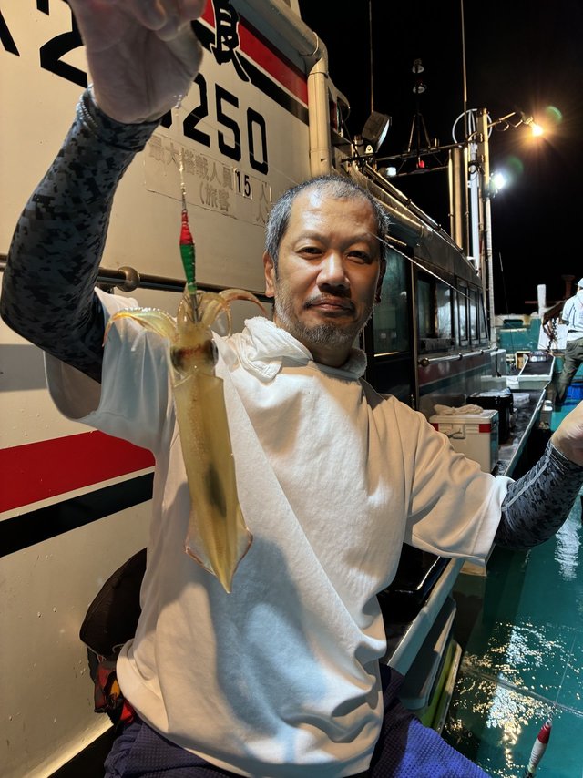 アカイカ(ケンサキイカ)