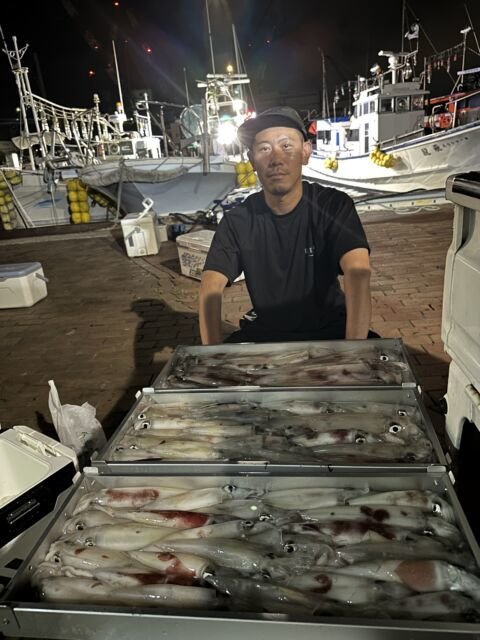 アカイカ(ケンサキイカ)